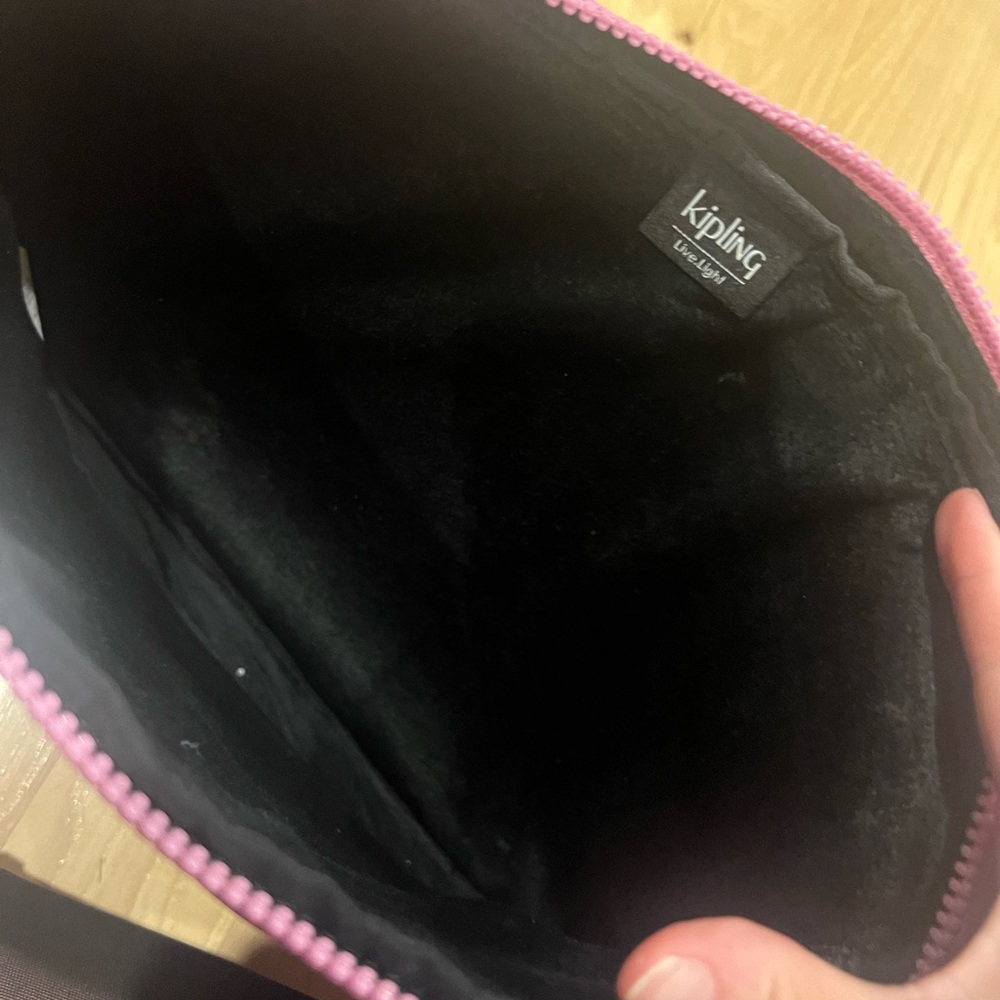 Kipling Laptop Sleeve - metallic pink, excellent condition! - Picture 3 of 6